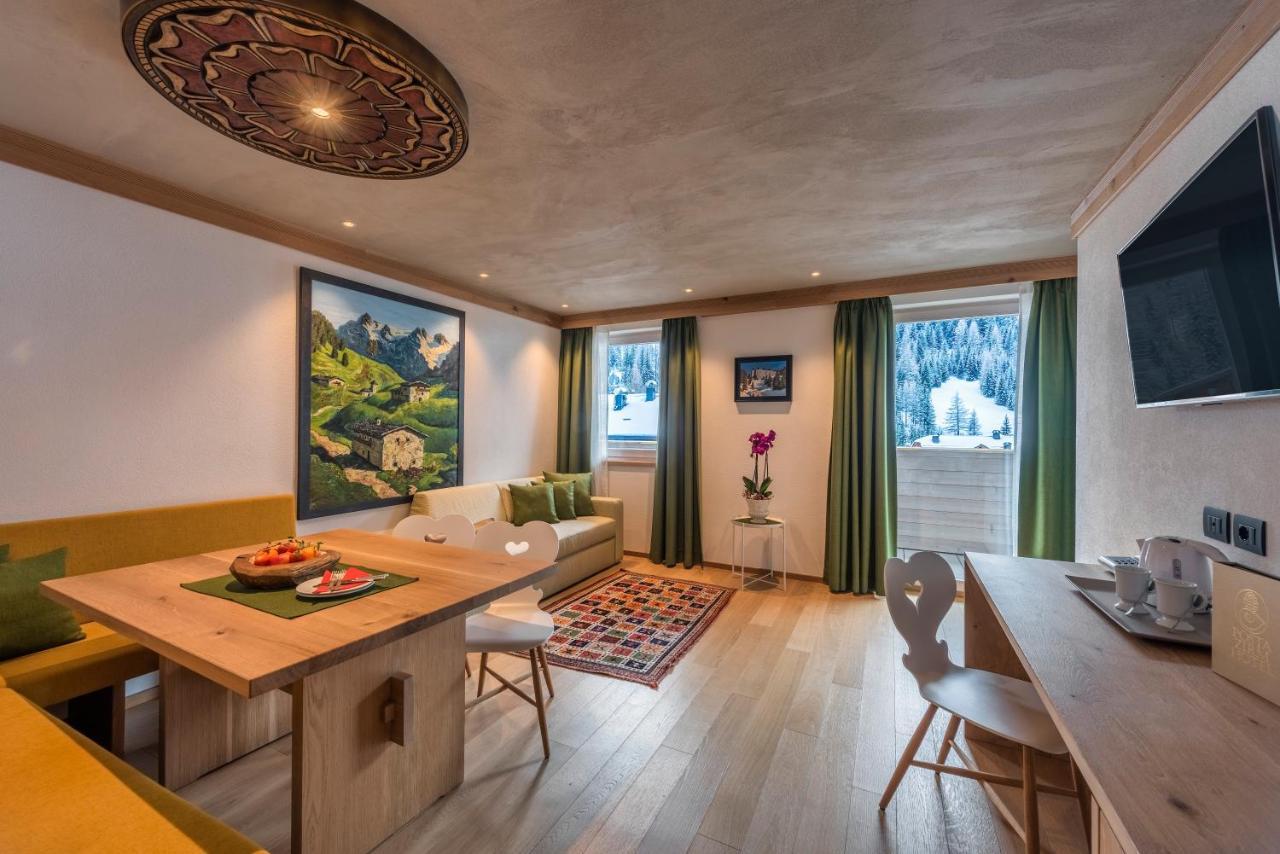 Posta Zirm Hotel Corvara In Badia Exterior foto